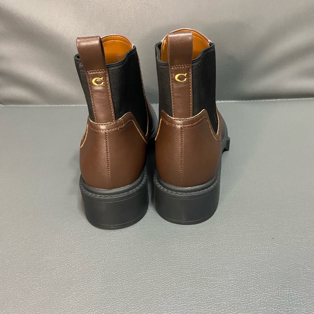 NWT Coach Lenora Leather Ankle Bootie - Picture 3 of 6